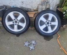 2x 16"  2008 Seat Leon Alloys + 4x Center Caps. Excellent Tyres (5x112)