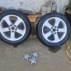 2x 16"  2008 Seat Leon Alloys + 4x Center Caps. Excellent Tyres (5x112)