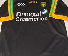 Donegal GAA O'Neills Gaelic Football Jersey (Adult Small) FREE POST