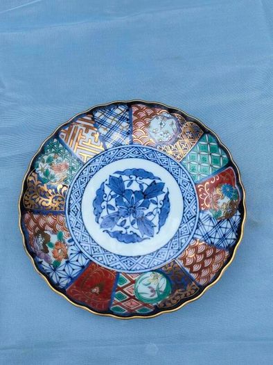 Ryunho Sanyo-Toki Imari Dish