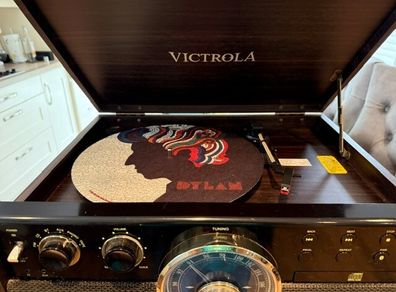 Victrola 6 in 1  Record Player, CD, Cassette, FM Radio, Bluetooth