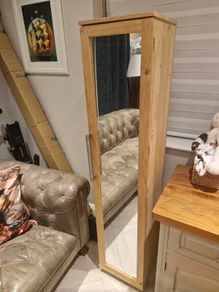 cabinet with mirror