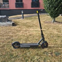 electric scooter