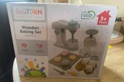 Little Town Wooden Baking Set