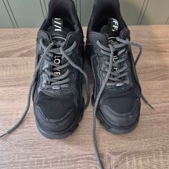 Buffalo shoes