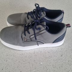 Tommy Bowe boys shoes