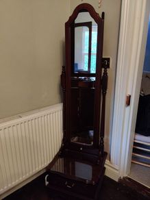 Free standing Mirror