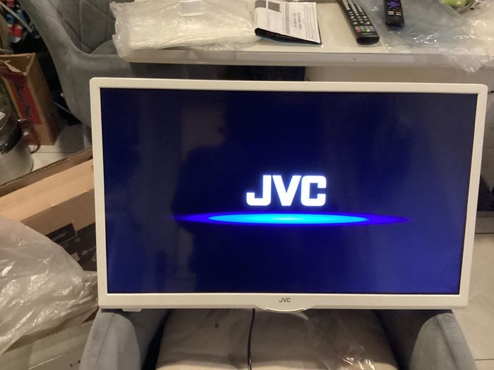 JVC 24 inch LED SMART Television with USB, 2 HDMI, PC Connection port, WIFI connectivity, etc (Boxed / Like New)