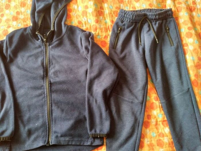 Large bundle boys clothes age 5 to 6 years.