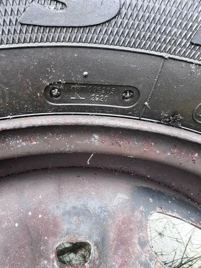 VW POLO ,3 steel rims with good tyres & 4 VW polo hub caps