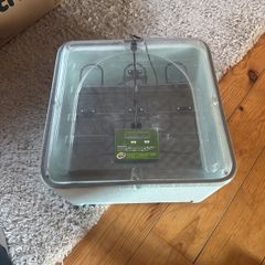 Breeding Incubator