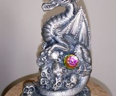 Metal Figure With Crystal - The Dragon Of The Sculls - No Box