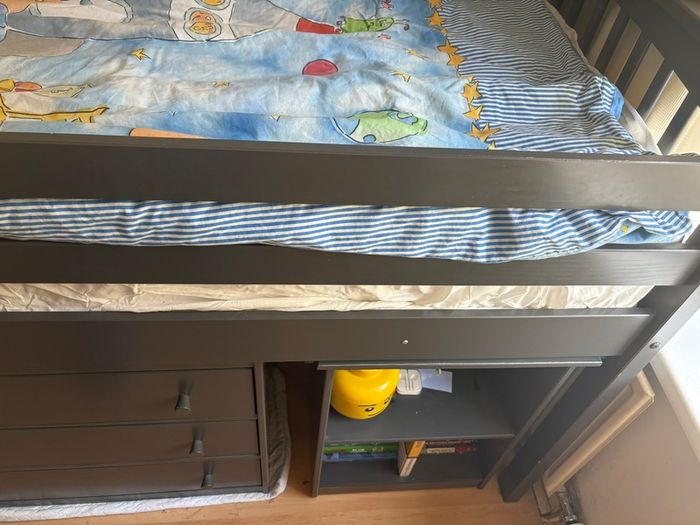 Sleeper Bed