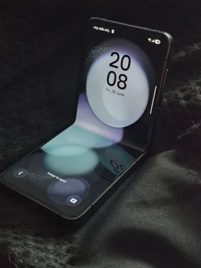 Samsung Galaxy Z Flip 5