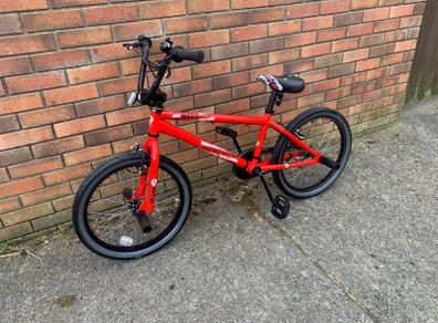 Kids stunt bmx