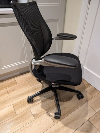 ergonomic office chair