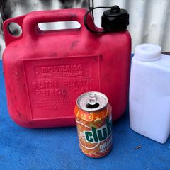 5 litre plastic petrol can and 500ml mixing bottle