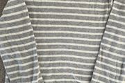 Jojo maman Bebe grey and white striped sweater/sweatshirt