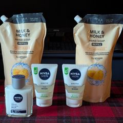 Men's Grooming & Hand Soap Bundle - Unopened & Brand New