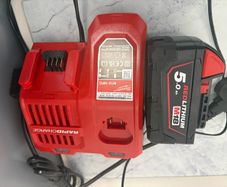 New Milwaukee 5ah / Fast charger