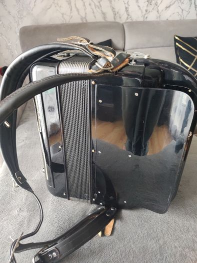 Hohner Morino Club N Button Accordian C/F