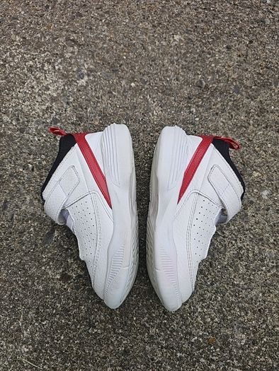 Infant boys Jordan trainers