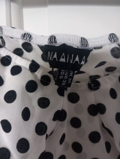 Size 10 White with black polka dot top