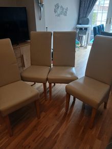 4  dining room chairs