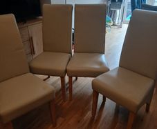 4  dining room chairs