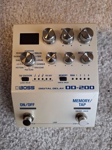 Boss DD-200