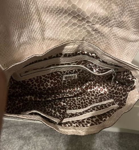 guess bag