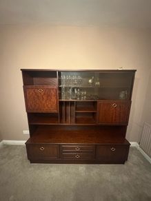 Vintage Mid-Century Dark Wood Display Cabinet / Drinks Cabinet