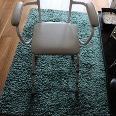 tubular steel shower stool