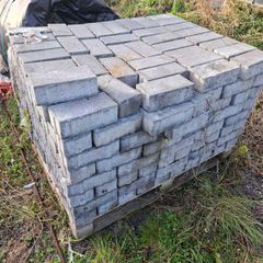 Cobble stones