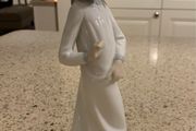 Nao by Lladro Porcelain Figurine