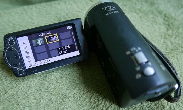 Panasonic HC-V160 Camcorder HD 8.9MP 77X Zoom + SD Card Tested