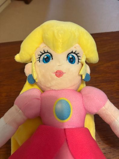 Princess Peach Plush Toy - Very Clean / No Marks