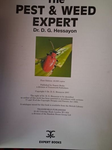 The Pest & Weed Expert / Dr. D.G. Hessayon / 2007