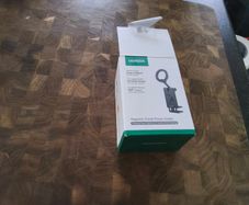 Magnetic travel phone holder
