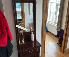 Hall dresser