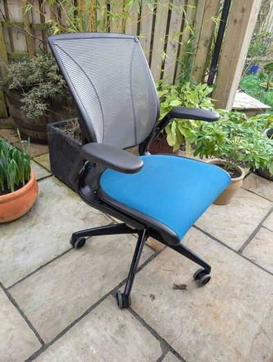 ergonomic office chair