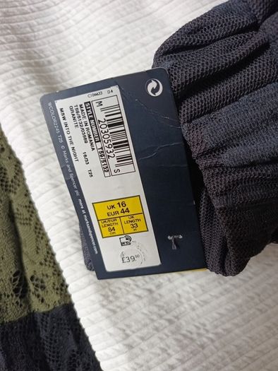 M&S Grainte Skirt.   S.16.  B.N.W.T.