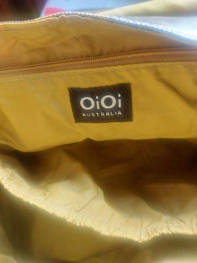 OiOi nappy bag (post included)