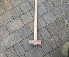 sledge hammer