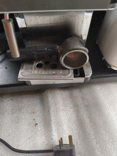espresso machine . pressure low