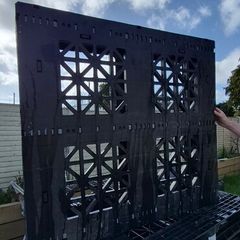 Heavy Duty Plastic Pallets - Industrial Grade (43" x 47")