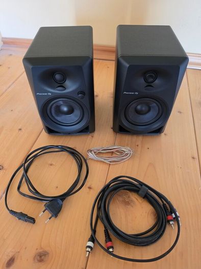 Pioneer DM 40