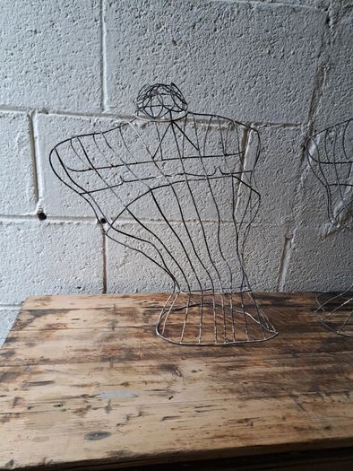Vintage 50's Wire Bust's