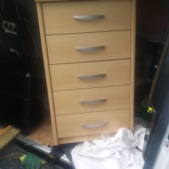 1x locker and 1x chest of drawers set