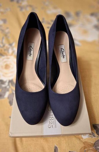Clarks Kendra Navy Suede Heels